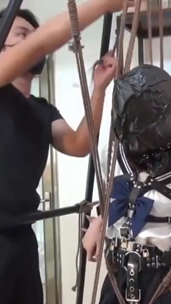 Jk Stepsister’s Suspension Breathing Control Experience